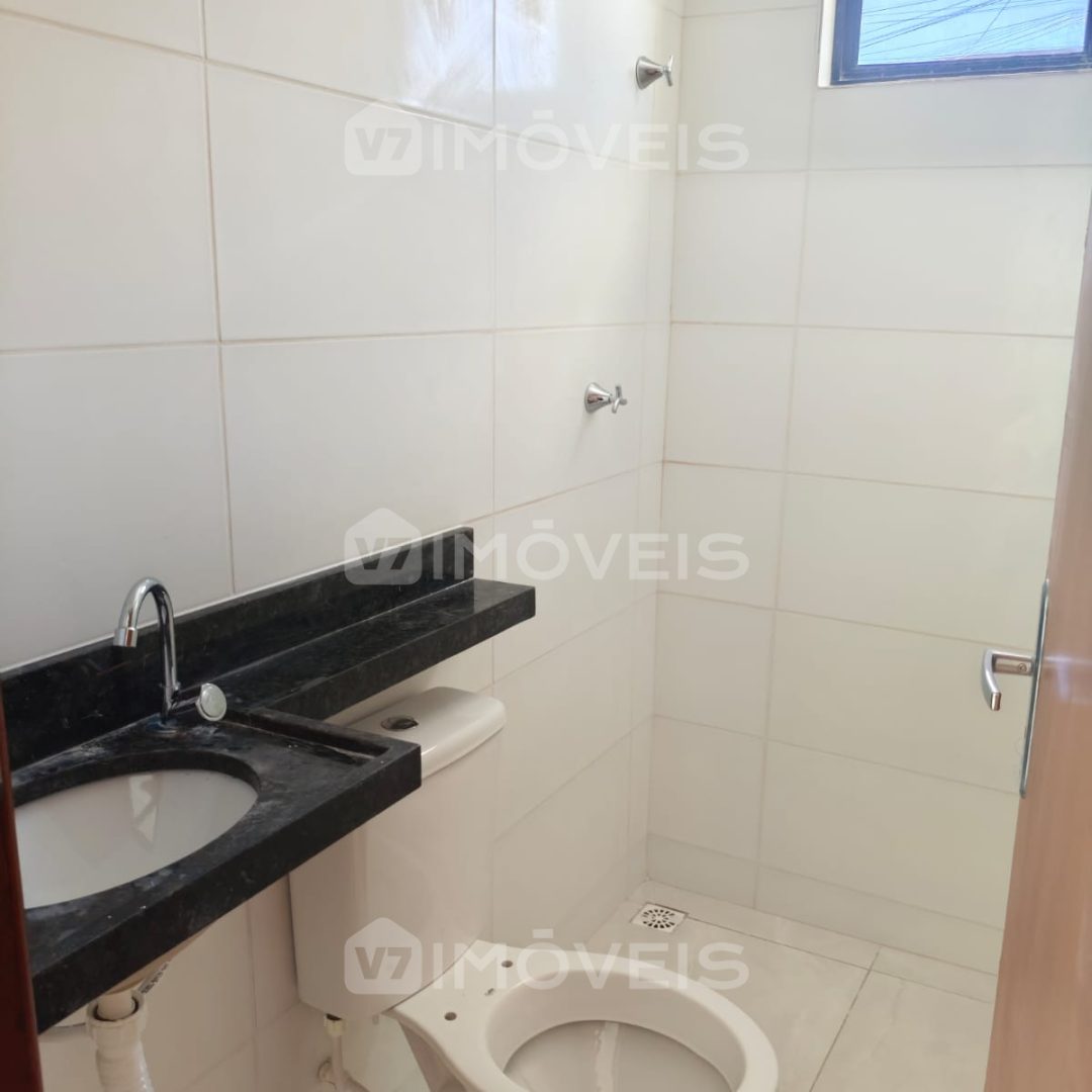 apartamento-no-residencial-vivenda-48-em-mangabeira-ii-com-2-quartos-e-area-externa-ZAa3
