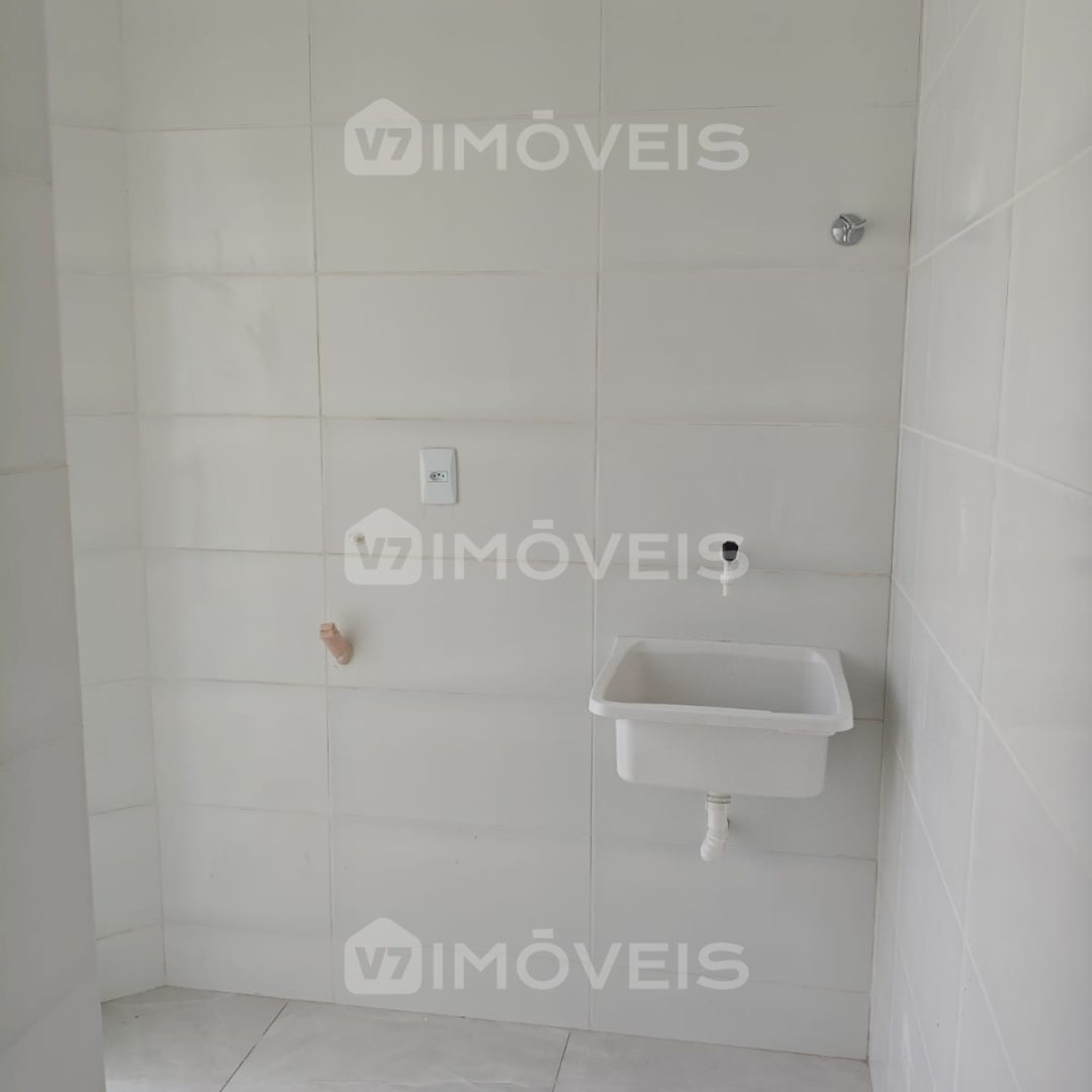 apartamento-no-residencial-vivenda-48-em-mangabeira-ii-com-2-quartos-e-area-externa-sbOU