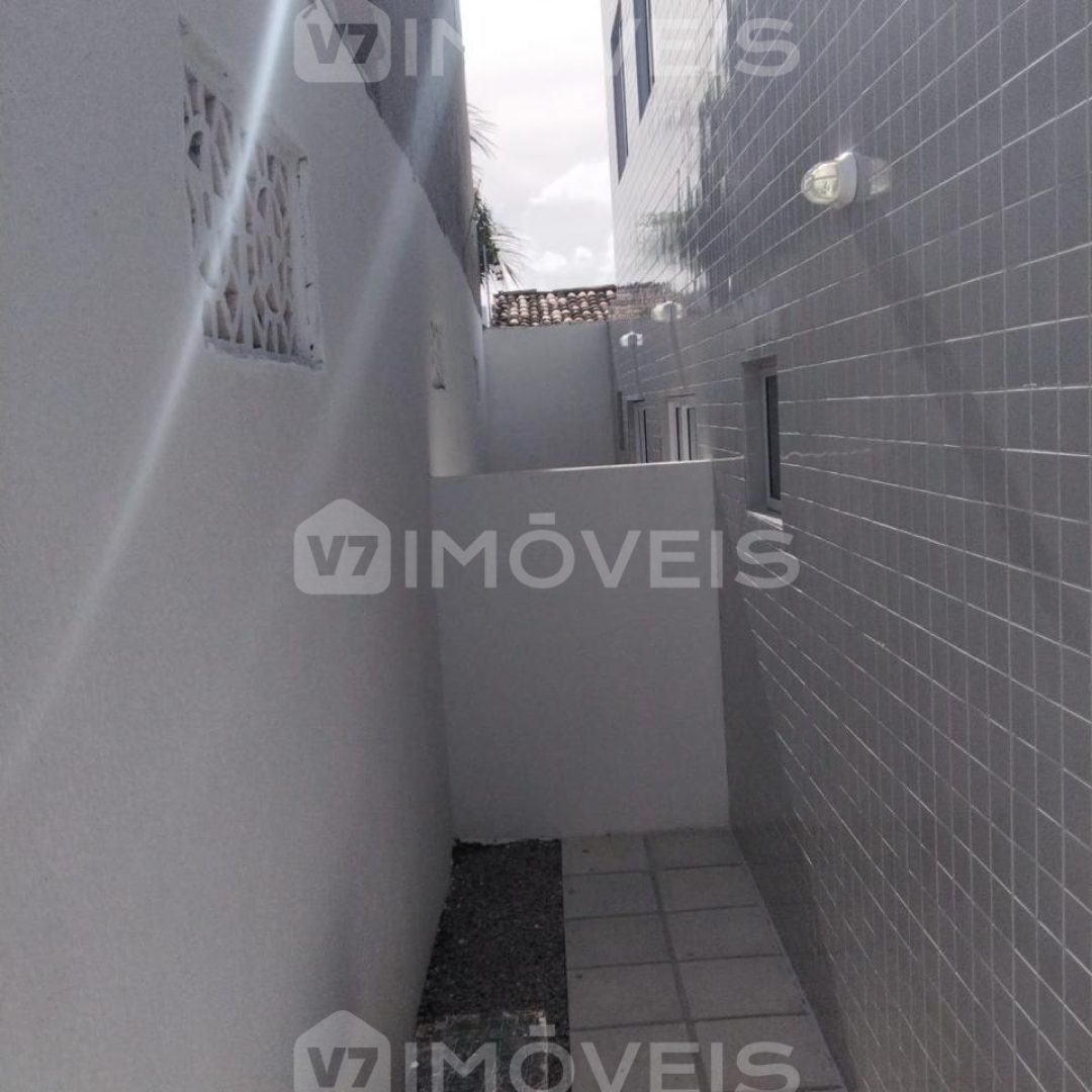 apartamento-terreo-em-mangabeira-vii-com-2-quartos-suite-e-piscina-l1sF