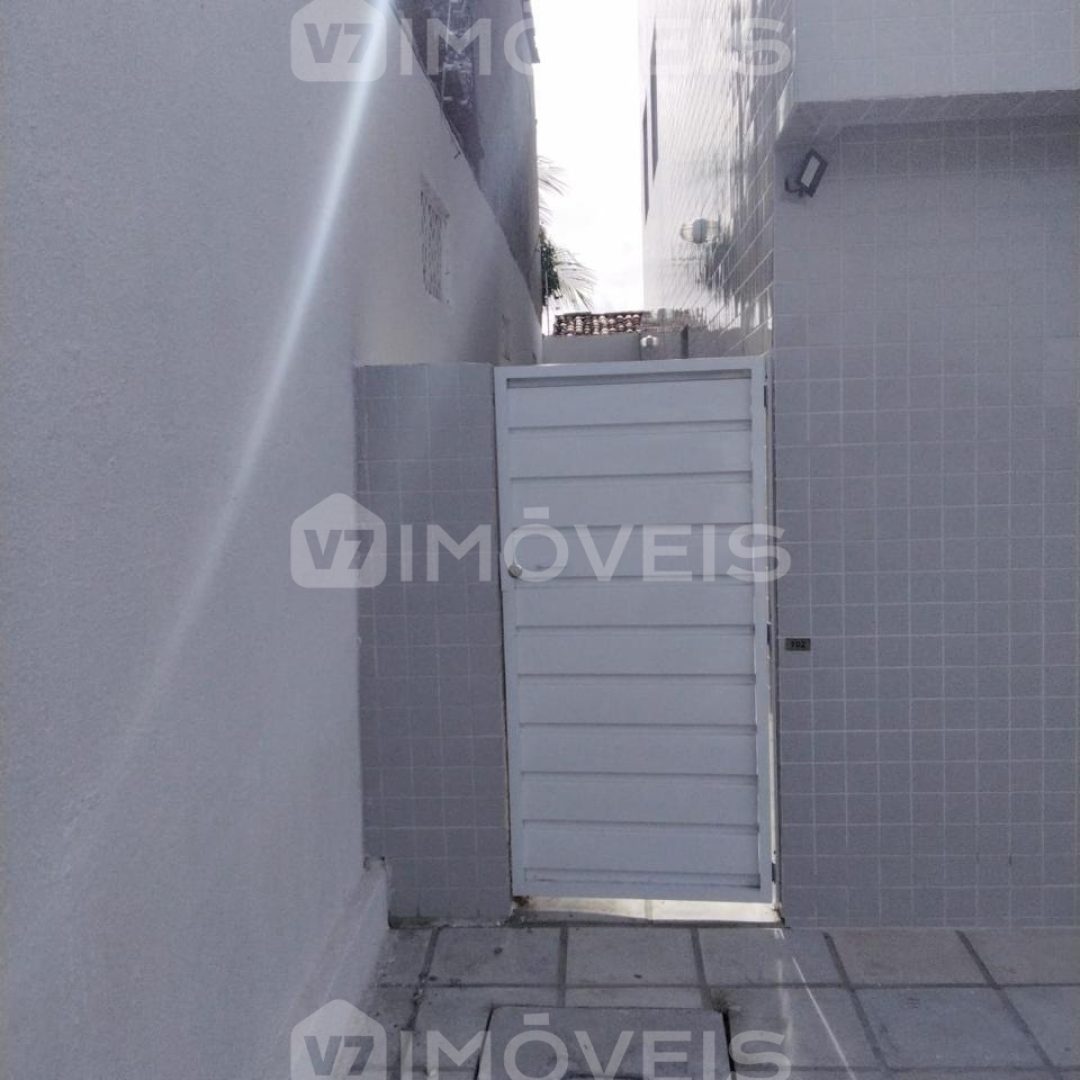 apartamento-terreo-em-mangabeira-vii-com-2-quartos-suite-e-piscina-yZ7s
