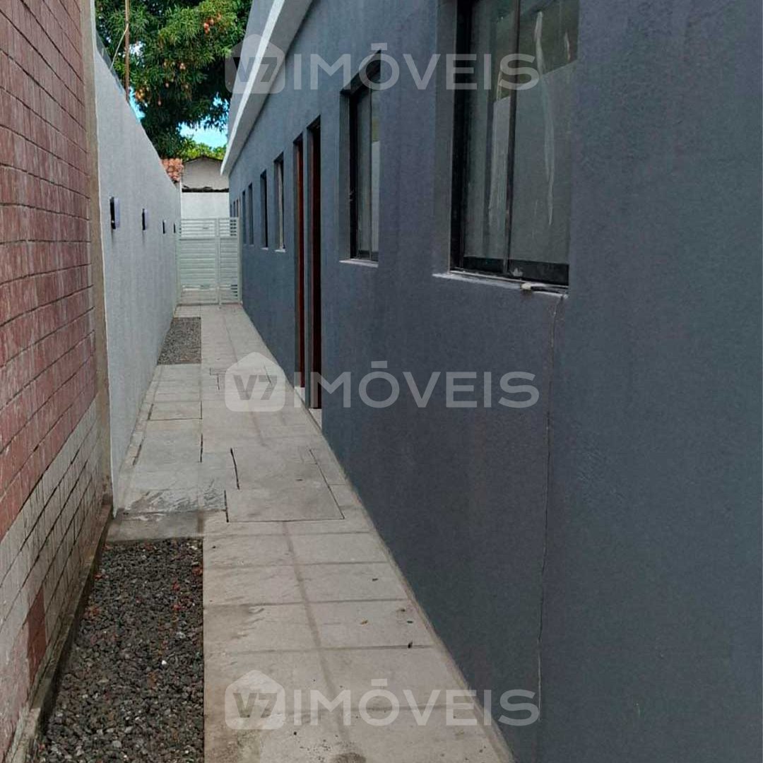 casa-em-oitizeiro-com-2-quartos-sendo-uma-suite-ZxMI