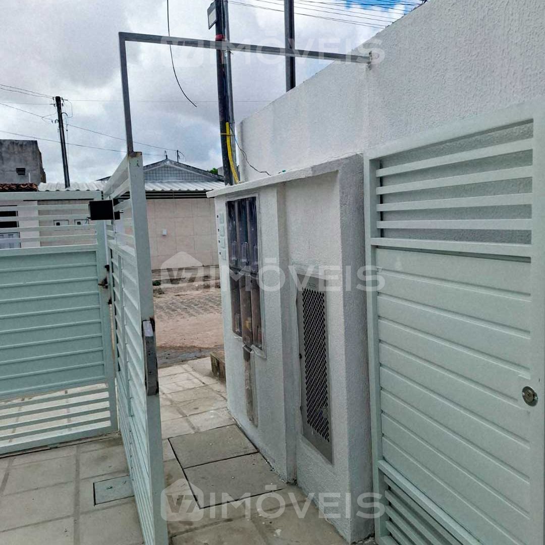 casa-em-oitizeiro-com-2-quartos-sendo-uma-suite-b0zX