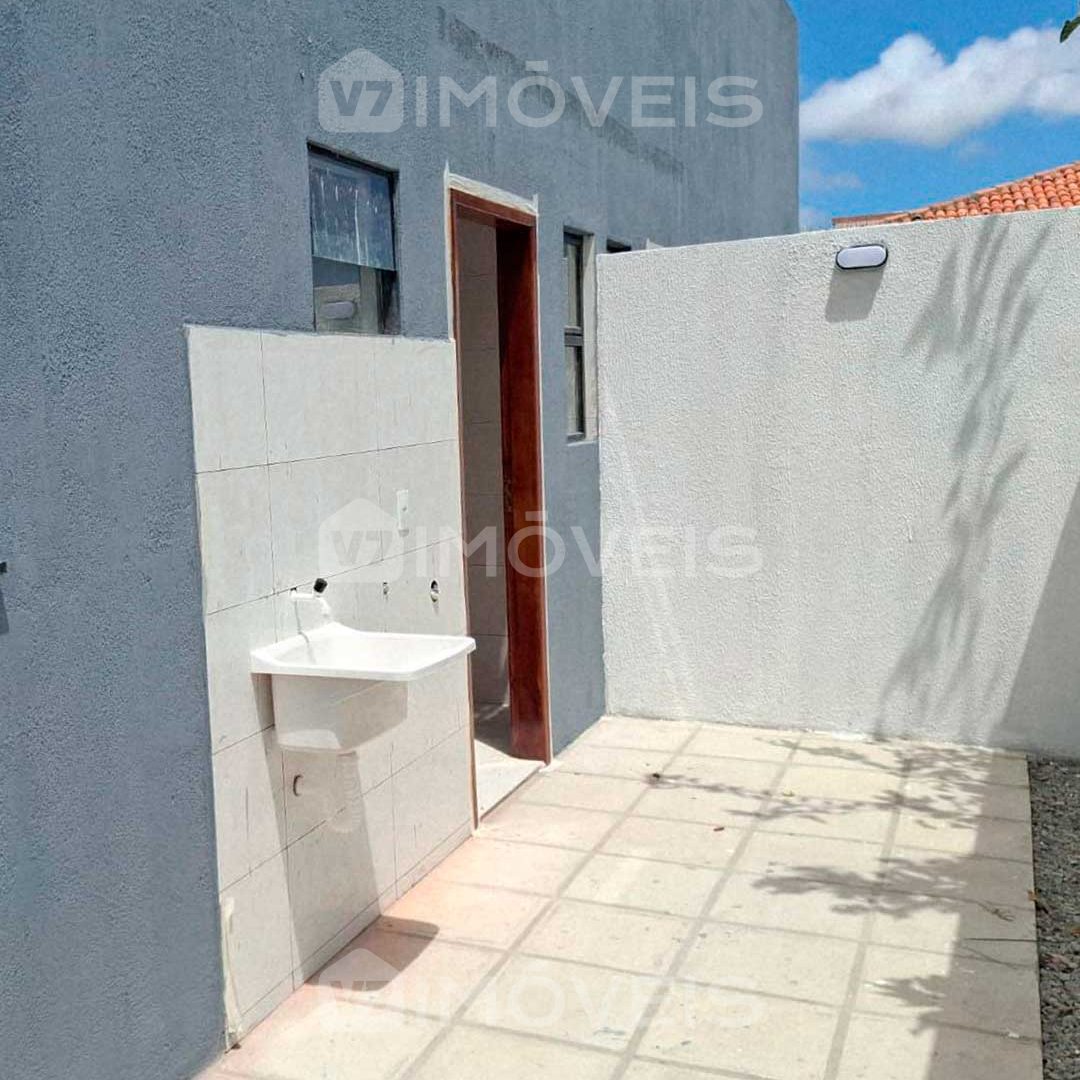casa-em-oitizeiro-com-2-quartos-sendo-uma-suite-hljf